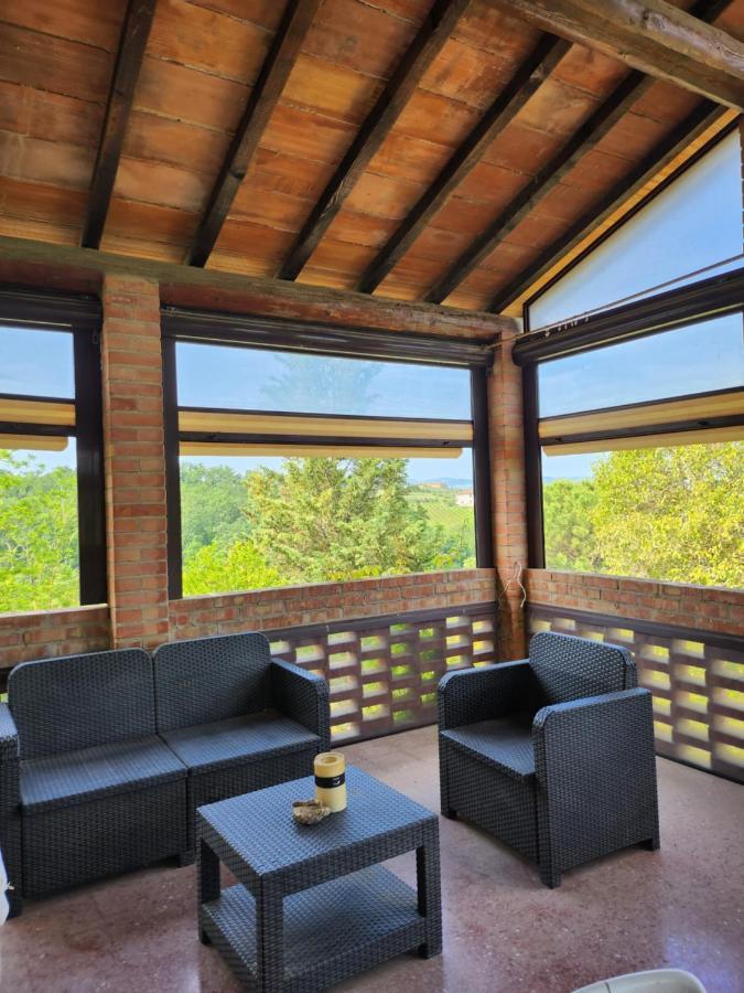 Bed and Breakfast Il Giuggiolo - La Collina Della Quiete Чертальдо Экстерьер фото