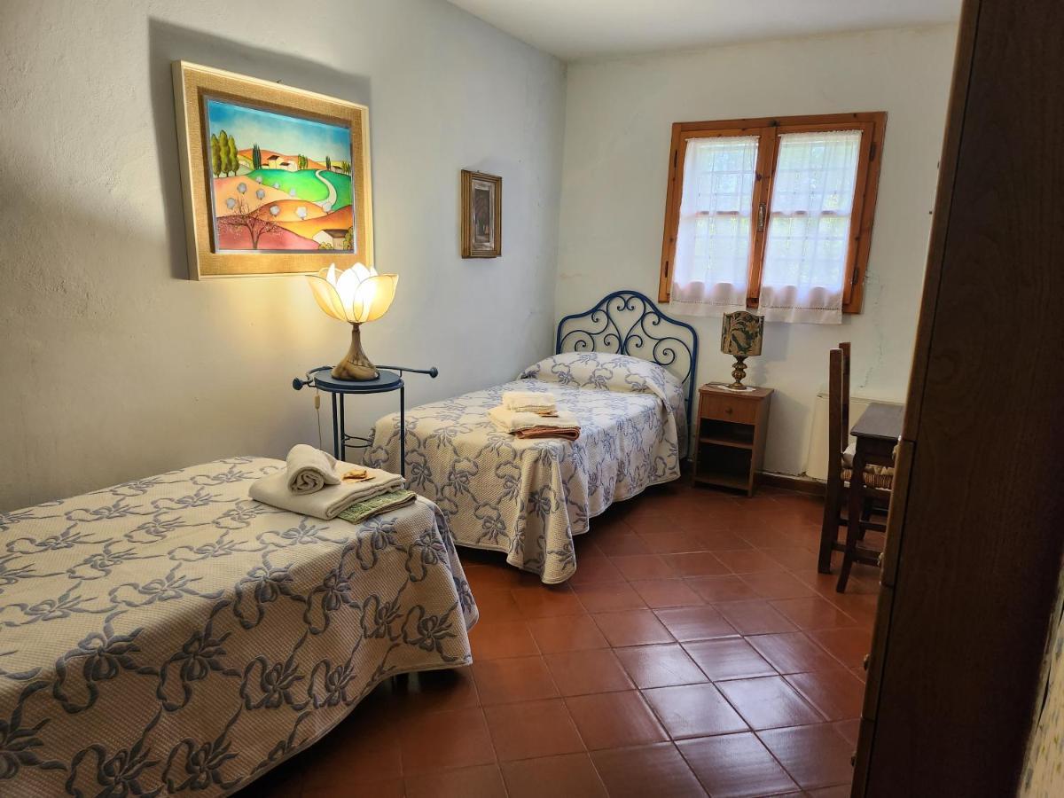Bed and Breakfast Il Giuggiolo - La Collina Della Quiete Чертальдо Экстерьер фото