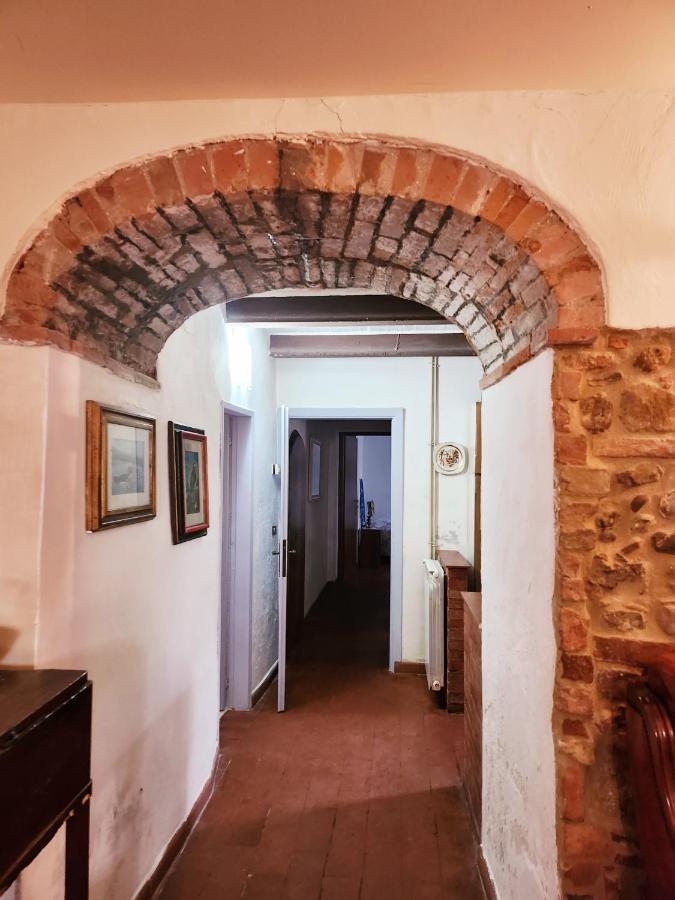 Bed and Breakfast Il Giuggiolo - La Collina Della Quiete Чертальдо Экстерьер фото